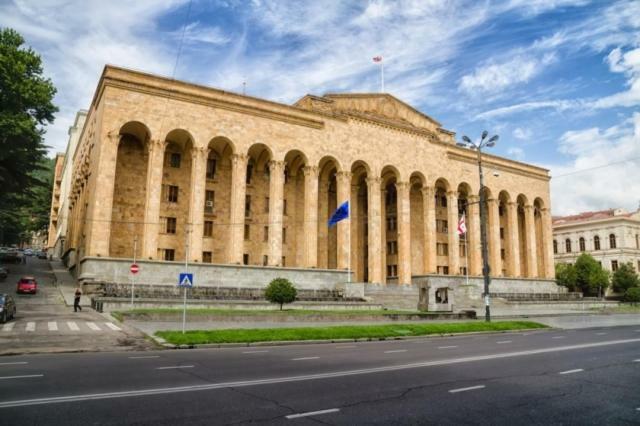 Parliament On Rustaveli Studio Tiflis Exterior foto